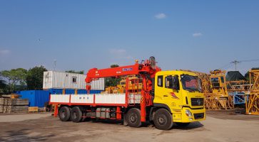 Khám phá ưu việt của xe tải gắn cẩu tự hành 15 tấn Dongfeng Hoàng Huy
